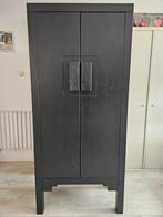 Stoere grote zwarte opberg kast massief houten planken, Ophalen, Gebruikt