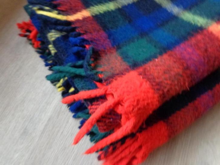 Vintage Bank dekentje ruit 150x170 ex franje, Huis en Inrichting, Woonaccessoires | Plaids en Woondekens, Gebruikt, Ophalen of Verzenden