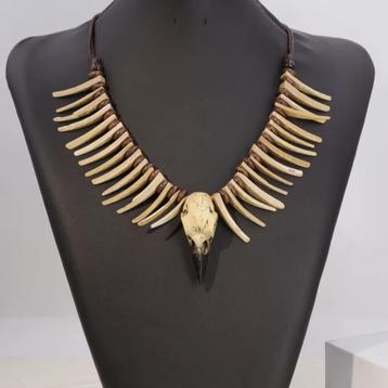 Viking Ketting Met Kraaienschedel beschikbaar voor biedingen