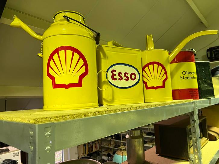 Vintage Olieblikken Shell & Esso, Verzamelen, Merken en Reclamevoorwerpen, Gebruikt, Verpakking, Ophalen