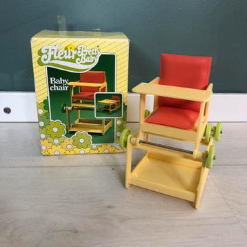 Fleur pop kinderstoel beschikbaar voor biedingen