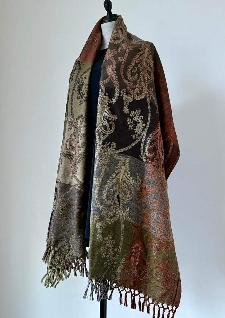 Insieme /Pauw twv 610,- designer handcrafted stola scarf, Ophalen of Verzenden, Zo goed als nieuw, Maat 38/40 (M), Sjaal