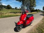Vespa primavera mat rood brom 12xxx km ‼️‼️, Fietsen en Brommers, Scooters | Vespa, Ophalen, Gebruikt, Maximaal 45 km/u, Benzine