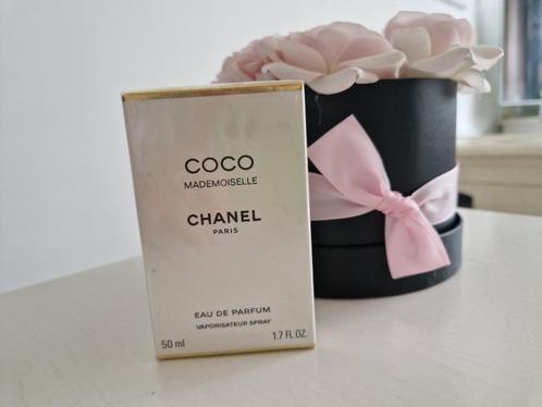 CHANEL coco mademoiselle 50 ml eau de parfum, Sieraden, Tassen en Uiterlijk, Uiterlijk | Parfum, Nieuw, Ophalen of Verzenden