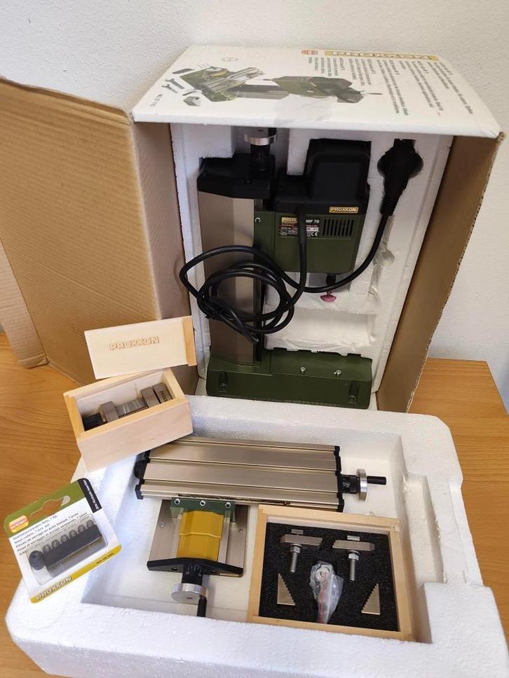 ZGAN: Proxxon Micro Frees set MF70 (Freesmachine MF 70), Doe-het-zelf en Verbouw, Gereedschap | Freesmachines, Zo goed als nieuw