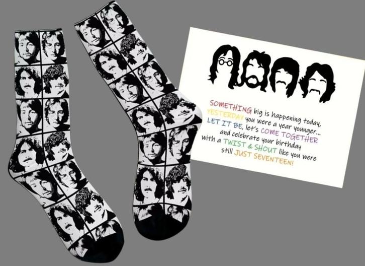THE BEATLES SOKKEN (UNISEX) + VERJAARDAGS KAART THE BEATLES, Verzamelen, Muziek, Artiesten en Beroemdheden, Nieuw, Kleding, Ophalen of Verzenden