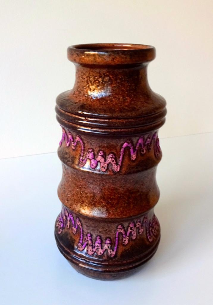 Keramiek vaas bruin met roze zigzag en lava Germany 304-g, Antiek en Kunst, Antiek | Keramiek en Aardewerk, Ophalen of Verzenden