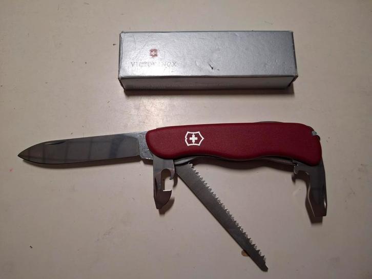 Victorinox Forester (111mm) - In Nieuwstaat met Doosje, Caravans en Kamperen, Kampeergereedschap, Zo goed als nieuw, Ophalen of Verzenden