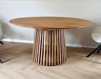 Teak eettafel, warme kleur hout, rond 150 doorsnee, zgan, Huis en Inrichting, Ophalen, 100 tot 150 cm, Zo goed als nieuw, Teakhout