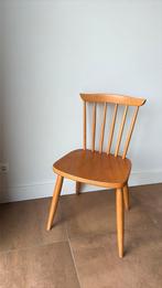 Vintage scandinavisch design spijlenstoel beukenhout, Ophalen, Zo goed als nieuw, Bruin, Eén