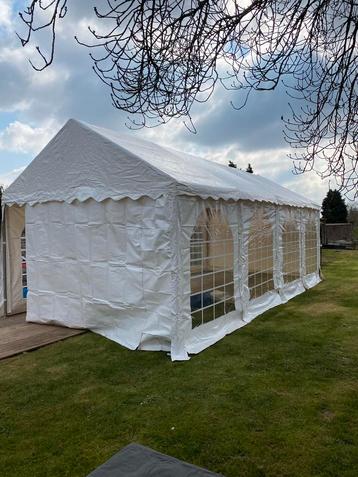 Partytent 4x8 TE HUUR beschikbaar voor biedingen