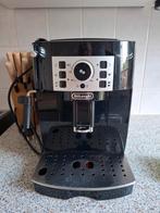 DeLonghi Magnifica S Espresso Machine, Witgoed en Apparatuur, Koffiezetapparaten, Gebruikt, Espresso apparaat, Koffiebonen, Ophalen of Verzenden