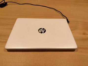 HP 14 inch laptop, wit, 128 GB SSD, 4GB Ram, Intel Core I3 beschikbaar voor biedingen