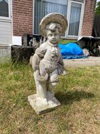 Beeld van een jongetje met hoed, 73cm hoog, Ophalen, Gebruikt, Mens
