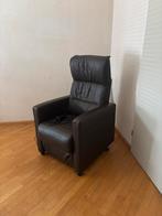 Automatische relaxstoel, Huis en Inrichting, Ophalen, Gebruikt, Leer, 75 tot 100 cm