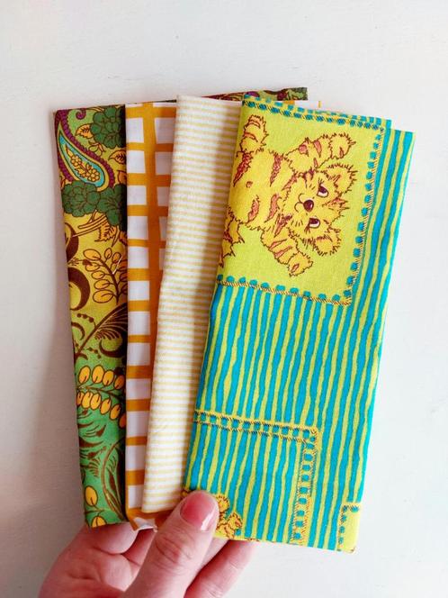 Vier mooie lapjes vintage stof, Hobby en Vrije tijd, Stoffen en Lappen, Zo goed als nieuw, Katoen, Minder dan 30 cm, Minder dan 30 cm