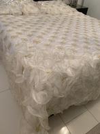 Bed sprei 260*250 set 2 kussen wit bijna nieuw, Wit, Overige typen, Tweepersoons, Ophalen of Verzenden
