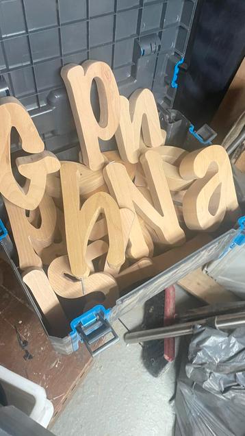 Beuken Houten Letters in Koffer - 15cm beschikbaar voor biedingen