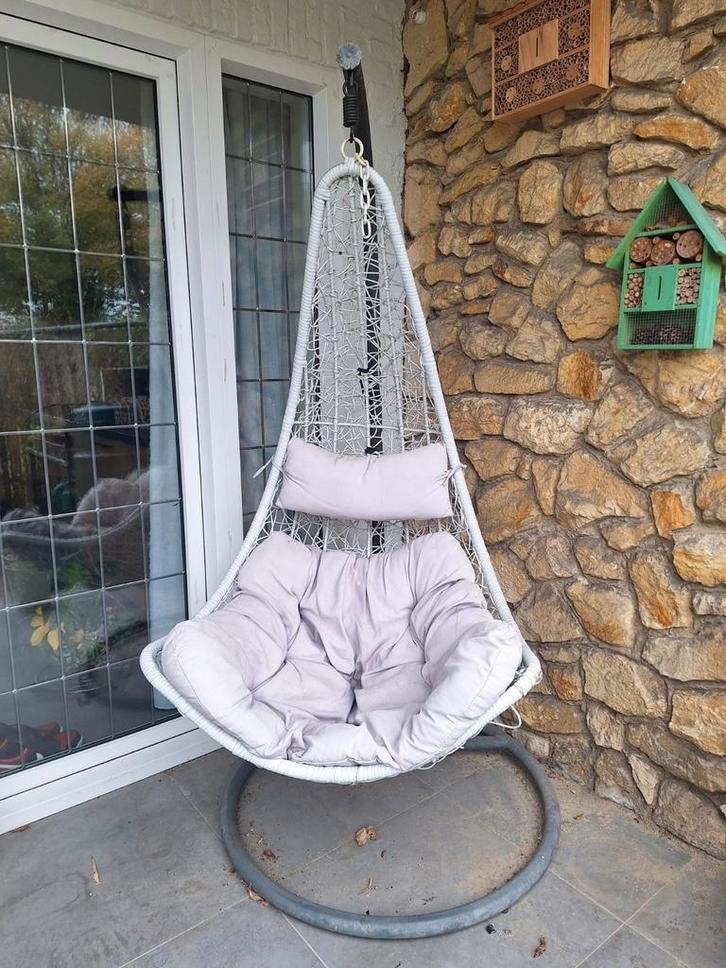 Intratuin Hangstoel, Tuin en Terras, Tuinstoelen, Gebruikt, Kunststof, Inklapbaar, Ophalen