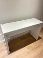 White IKEA “Malm” Desk / Vanity, Huis en Inrichting, Tafels | Sidetables, Ophalen, 100 tot 150 cm, Zo goed als nieuw, Modern
