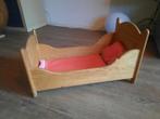 Poppenbedje hout, Ophalen, Gebruikt, Babypop