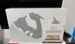Charizard Ultra Premium Collection, Hobby en Vrije tijd, Verzamelkaartspellen | Pokémon, Ophalen of Verzenden, Nieuw