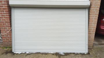 Elektrische Rolluik 225 x136m beschikbaar voor biedingen