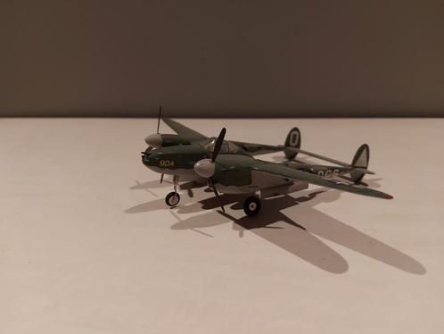 Plastic model van een P-38 Lightning schaal 1/72 (M71), Verzamelen, Luchtvaart en Vliegtuigspotten, Gebruikt, Schaalmodel, Ophalen