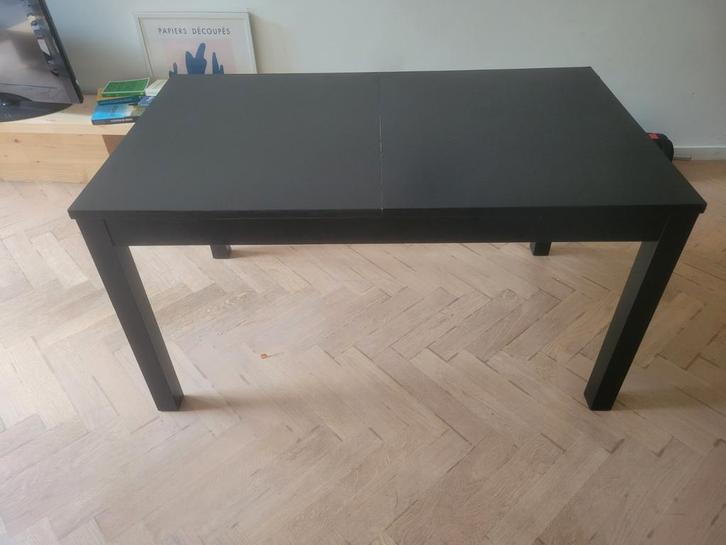 Ikea BJURSTA zwart uitschuifbare eettafel, Huis en Inrichting, Tafels | Eettafels, Gebruikt, 50 tot 100 cm, 200 cm of meer, Vijf personen of meer