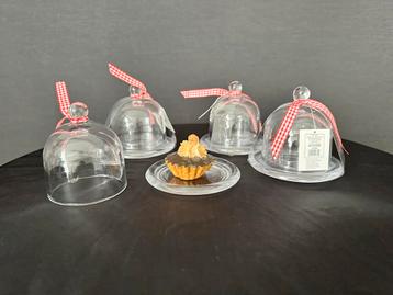 Mini Taartstolpjes - Set van vier beschikbaar voor biedingen