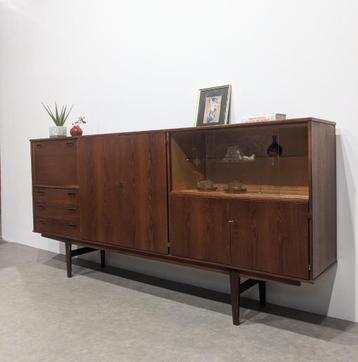 Lange mid-century dressoir, O.M.F. beschikbaar voor biedingen