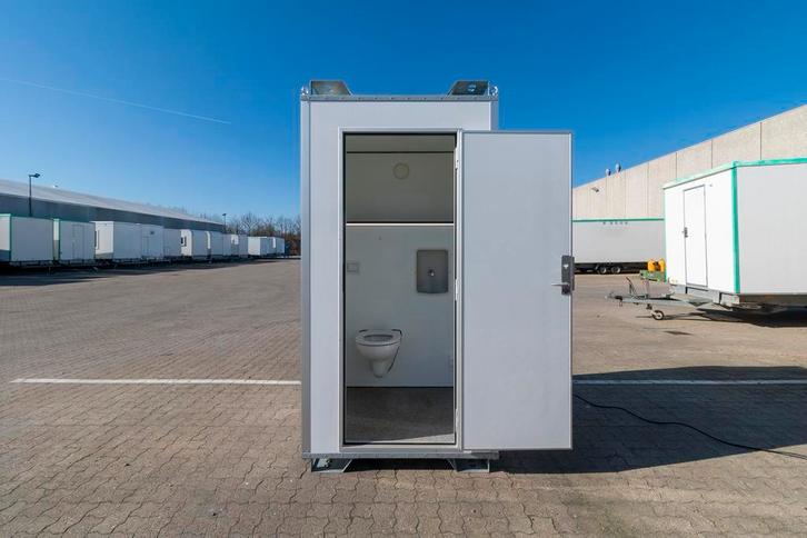Te koop Brick toiletten met opvang en vaste spoel  wc, Zakelijke goederen, Machines en Bouw | Keten en Containers, Ophalen