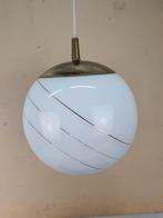 Hollywood Regency stijl hanglamp. Lamp wit met goudkleur., Huis en Inrichting, Ophalen of Verzenden, ., ., .