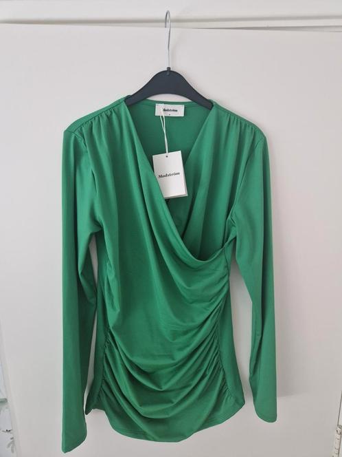 Modström Top/ Longsleeve, Kleding | Dames, Tops, Zo goed als nieuw, Maat 38/40 (M), Groen, Lange mouw, Ophalen of Verzenden