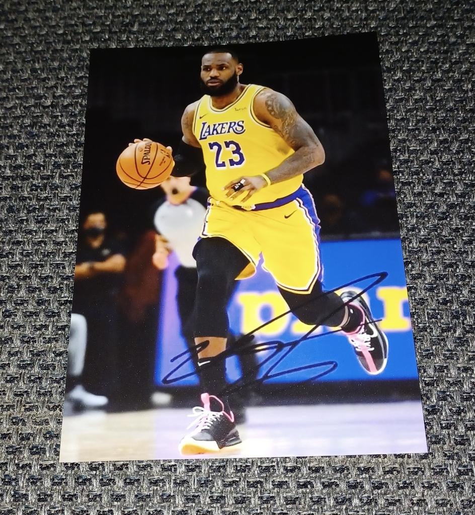 Foto LeBron James met handtekening (print) # NBA Basketbal, Verzenden, Nieuw, Overige sporten, Overige typen