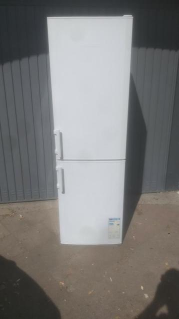 Luxe Liebherr 180cm A+ dubbeldeurs koelkast.Display. Gar+Bez beschikbaar voor biedingen