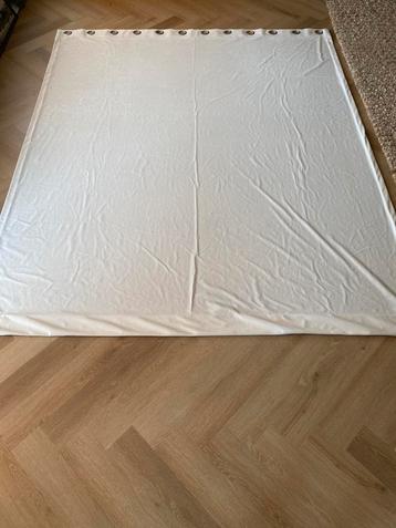 Ecru wit velevt gordijnen beschikbaar voor biedingen