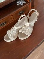 Beige Sleehak Sandalen met Macram, Ophalen, Beige, Sandalen of Muiltjes, Zo goed als nieuw