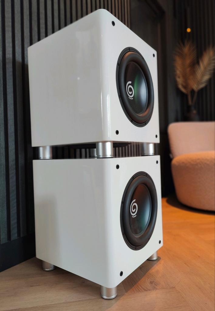 SUMIKO S.9 (Sonus Faber) subwoofers, Audio, Tv en Foto, Luidsprekers, Zo goed als nieuw, Subwoofer, 120 watt of meer, Overige merken