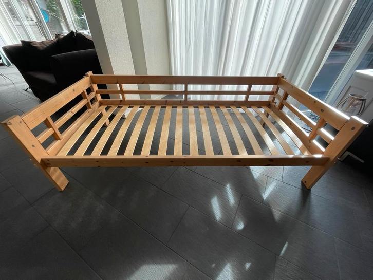 Lifetime bed 200x90, Huis en Inrichting, Slaapkamer | Bedden, Gebruikt, Eenpersoons, 90 cm, 200 cm, Hout, Ophalen of Verzenden