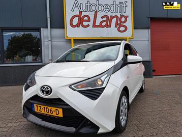 Toyota Aygo 1.0 VVT-i x-play a.r. camera ,airco weinig km! beschikbaar voor biedingen