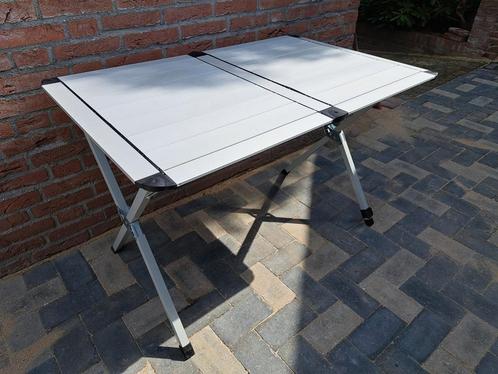 High Peak Campingtafel - Lichtgewicht Aluminium, Caravans en Kamperen, Kampeermeubelen, Gebruikt, Campingtafel, Ophalen