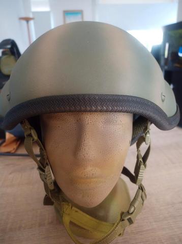Tanker helm van KEVLAR  beschikbaar voor biedingen