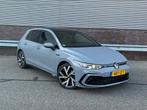 Volkswagen Golf 1.5 eTSI R-Line PANO/H&K/IQ-LIGHT/HEAD-UP, Auto's, Volkswagen, 1498 cc, 4 cilinders, 150 pk, Dealer onderhouden