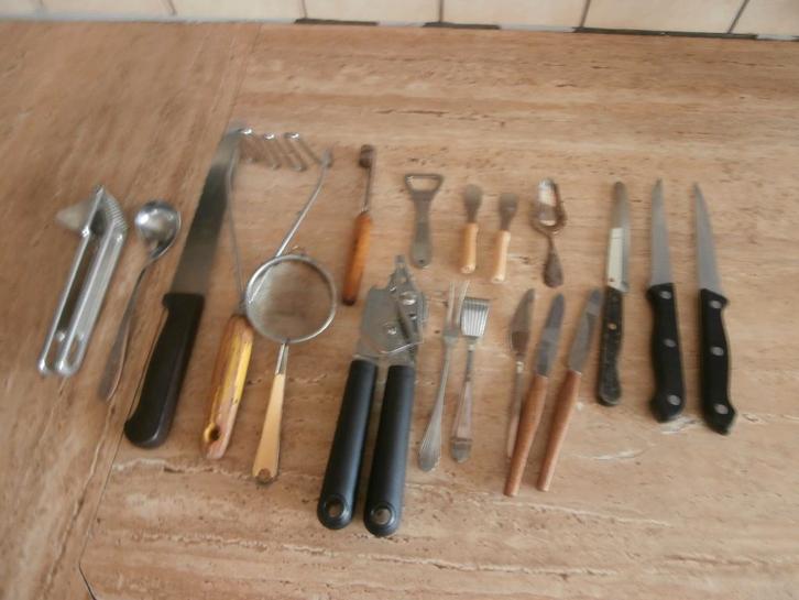 Bestek messen lepels vorken stamper flesopener theezeefje ed, Antiek en Kunst, Antiek | Bestek, Ophalen of Verzenden