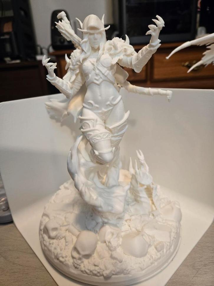 3D Geprint world of warcraft - Sylvanas Windrunner Stijl, Antiek en Kunst, Kunst | Beelden en Houtsnijwerken, Ophalen of Verzenden