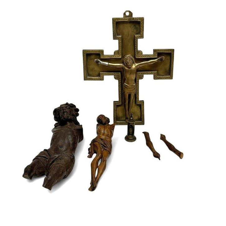 Drie antieke Christus beelden, Antiek en Kunst, Antiek | Religie, Ophalen of Verzenden