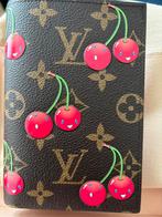 Louis vuitton x takashi murakami cherry paspoort hoesje, Ophalen of Verzenden, Zo goed als nieuw
