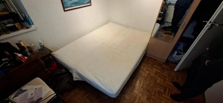 Ikea Bank Klapbed - Ruimtebesparend!, Huis en Inrichting, Slaapkamer | Slaapbanken, Gebruikt, 140 cm, 200 cm, Tweepersoons, Grijs