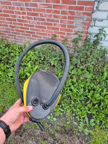 Camping pomp beschikbaar voor biedingen
